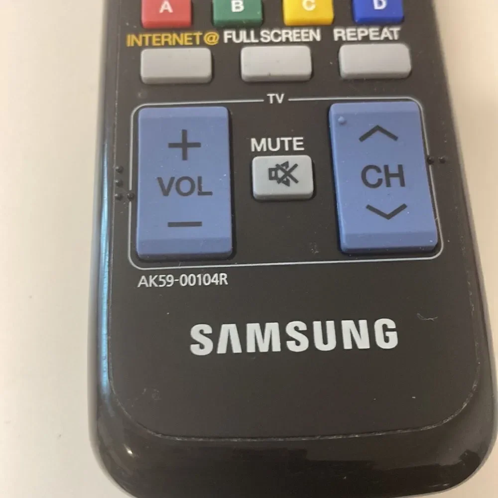 Samsung AK59-00104R remote used